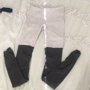 Alo yoga legging